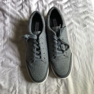 Men’s Steve Madden 11.5 never worn tennis shoes